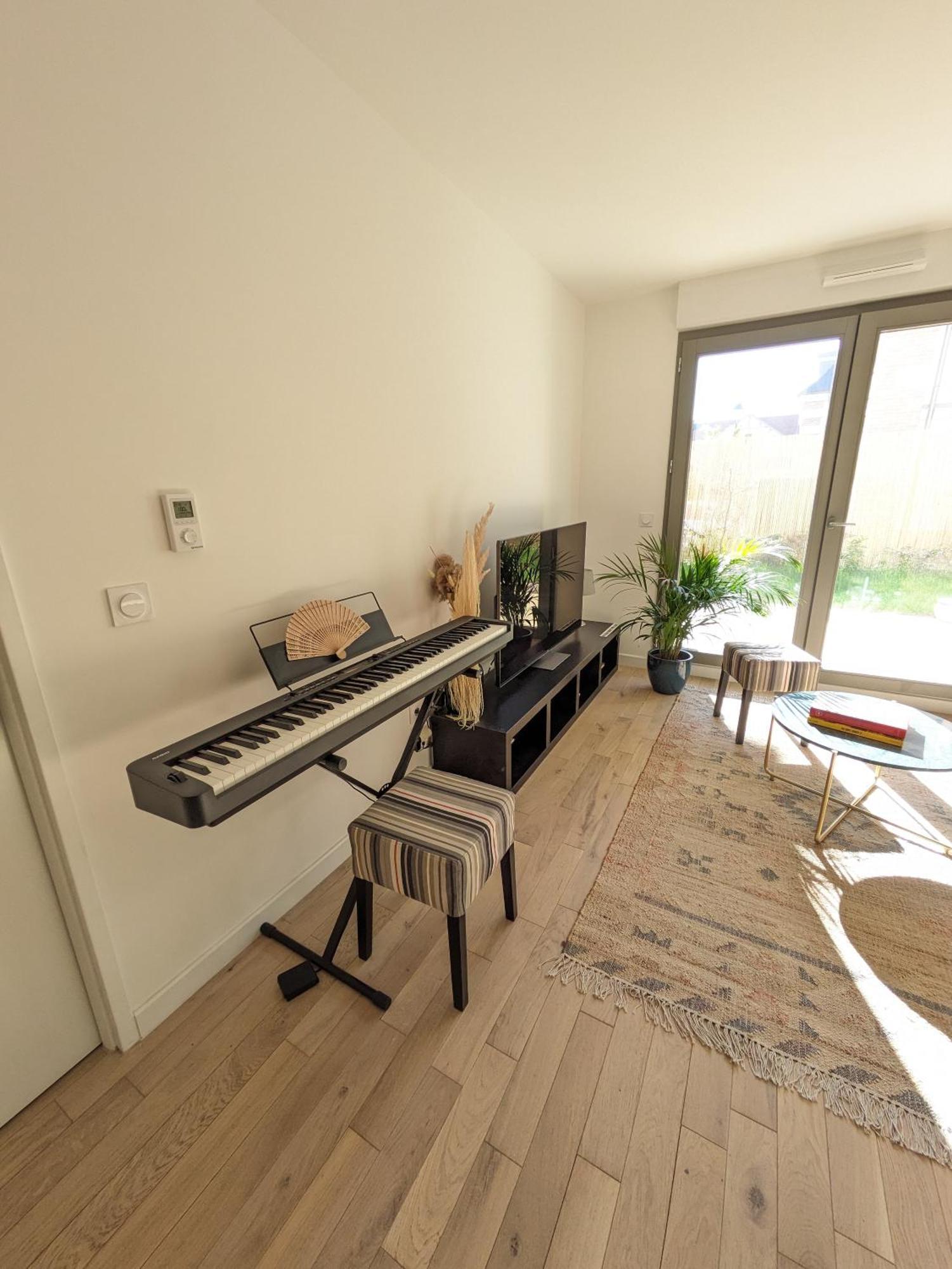 Appartement De Standing Avec Jardin Clamart Eksteriør billede