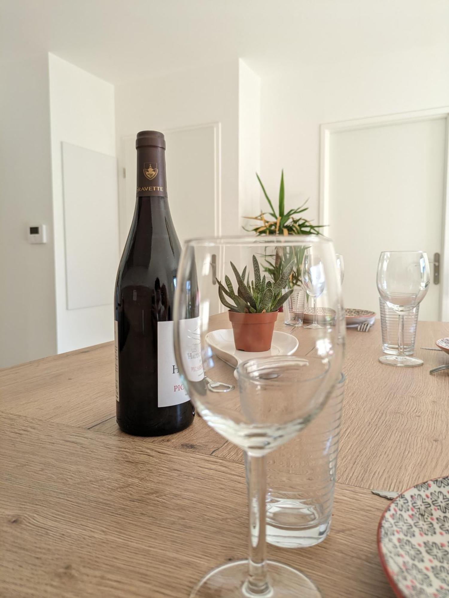Appartement De Standing Avec Jardin Clamart Eksteriør billede